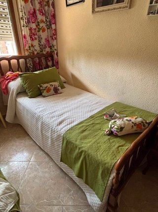 Conjunto de muebles de madera