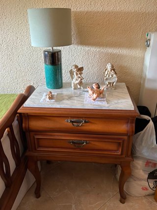 Conjunto de muebles de madera