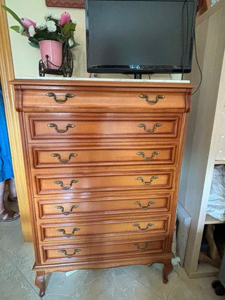 Conjunto de muebles de madera