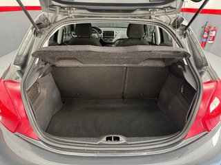 PEUGEOT 208 1.6 HDi 92CV STYLE - 2015