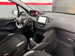 PEUGEOT 208 1.6 HDi 92CV STYLE - 2015