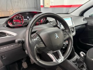 PEUGEOT 208 1.6 HDi 92CV STYLE - 2015