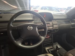 Nissan X-Trail 2003