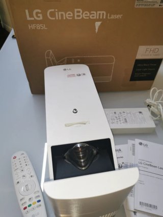 Proyector LG CineBeam Laser HF85L FHD. OJO LEER.