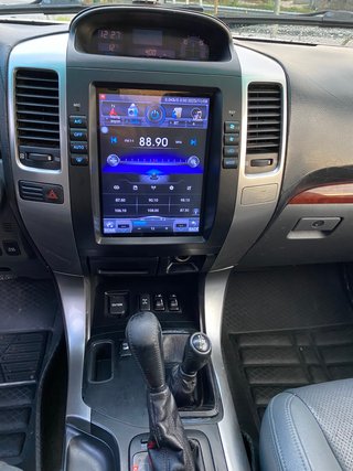 Toyota Land Cruiser 2004