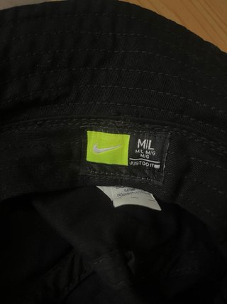 Gorra bucket Nike negra Talla M/L