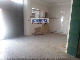 Local comercial en alquiler en Zona Convento - Virgen de la Cabeza en Valdepeñas