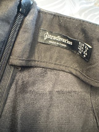 Falda corta efecto piel Stradivarius Talla XS