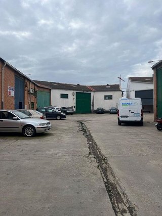 Nave industrial en venta en Santa Rosa - Valdeolleros en Córdoba