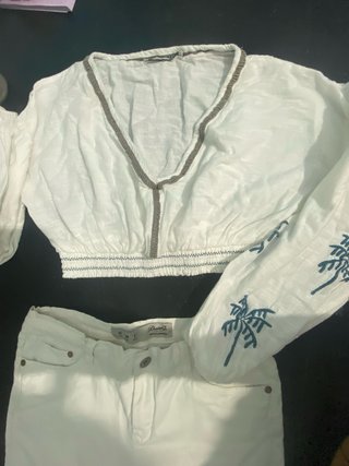 Conjunto blanco de pantalon y top