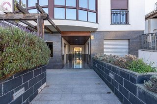 Local comercial en venta en Cájar