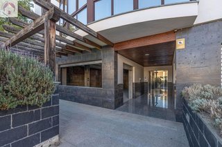 Local comercial en venta en Cájar