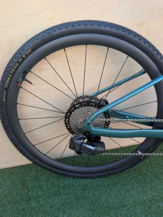Bicicleta Gravel Carbono 1x12