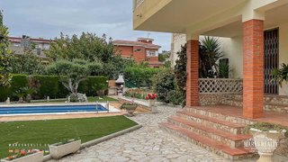 Chalet en venta en Roca Grossa - Serra Brava en Lloret de Mar