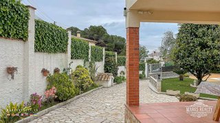 Chalet en venta en Roca Grossa - Serra Brava en Lloret de Mar