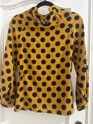 Elegante Blusa Zara lunares amarillos y negros