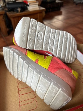 Zapatillas urbanas mujer marca Wonders - Talla 36