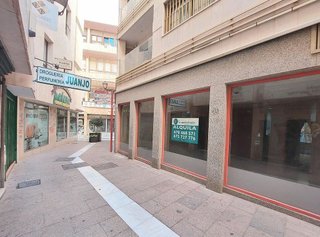 Local comercial en alquiler en Centro en Almería
