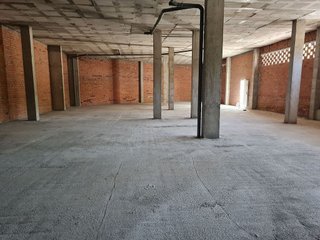 Local comercial en alquiler en El Mayorazgo - El Limonar en Málaga