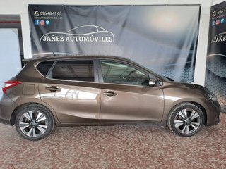 Nissan Pulsar 2015
