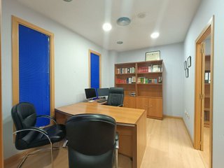 Local comercial en venta en Parque Oeste - Fuente Cisneros en Alcorcón