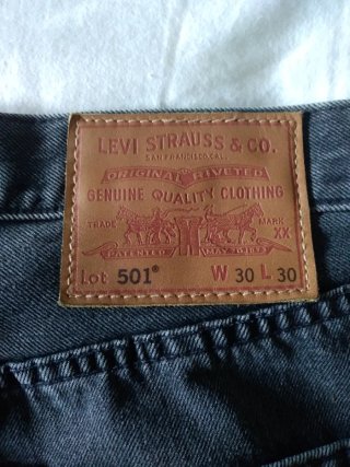 Pantalón Levi's 501 Gris oscuro