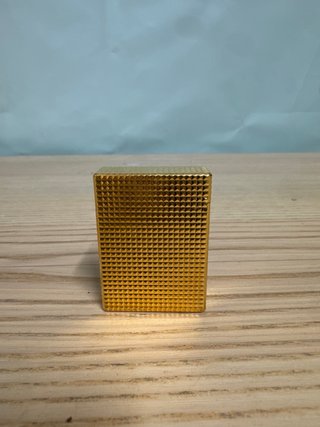 Mechero ST. Dupont bañado en oro