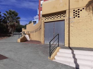 Local comercial en venta en La Granja-La Colina-Los Pastores en Algeciras