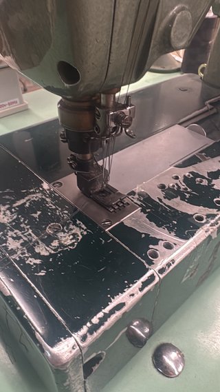 Máquina de coser recubridora Yamato