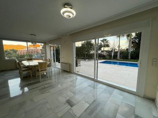 Chalet en alquiler en Elviria en Marbella