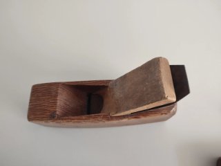 Cepillo carpintero de madera