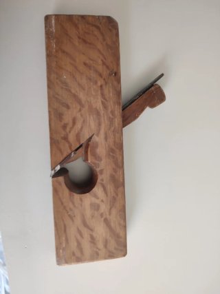 Cepillo carpintero de madera