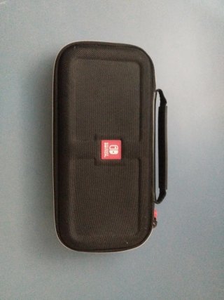 Nintendo Switch 2023 Completa + Funda y Mando
