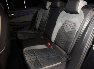 VOLKSWAGEN GOLF 1.5 ETSI R-LINE DSG