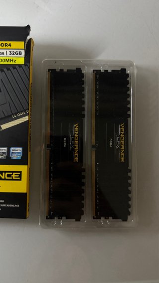Corsair Vengeance LPX DDR4 32GB (2x16GB) 3200MHz