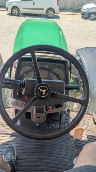 Tractor John Deere 6820
