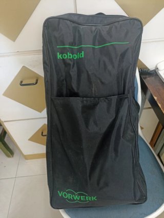 Aspiradora Kobold VK150  con bolso y accesorios