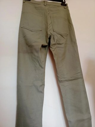 pantalón matizado verde militar