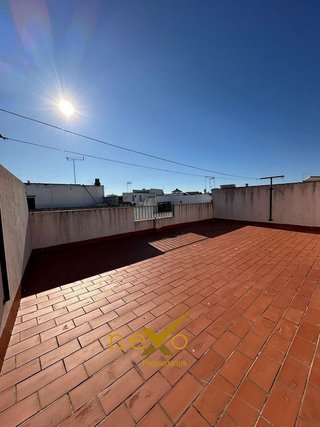 Chalet en venta en Carmona
