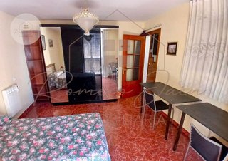 Chalet en venta en Ctra. Circunvalación - La Magdalena en Jaén