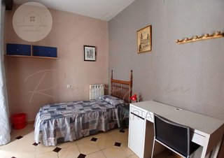 Chalet en venta en Ctra. Circunvalación - La Magdalena en Jaén