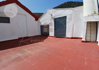 Chalet en venta en Ctra. Circunvalación - La Magdalena en Jaén
