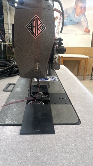Máquina de coser triple arrastre Seiko