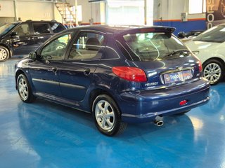 Peugeot 206 XR 75
