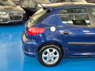 Peugeot 206 XR 75