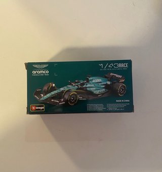 Minix Fernando Alonso y coche F1