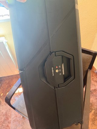 Maleta Samsonite Negra Rígida