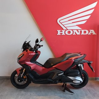 Honda Adv 350