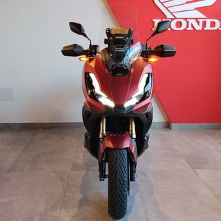 Honda Adv 350