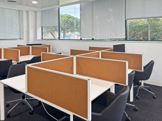 Oficina en alquiler en Zona Industrial en Prat de Llobregat, El